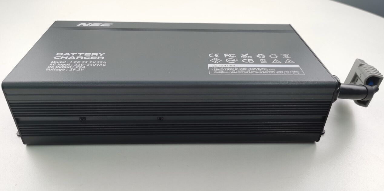 NSE 24V 25A LiFePO4 Lithium Battery Charger AC240V to DC29.2V 25Amps